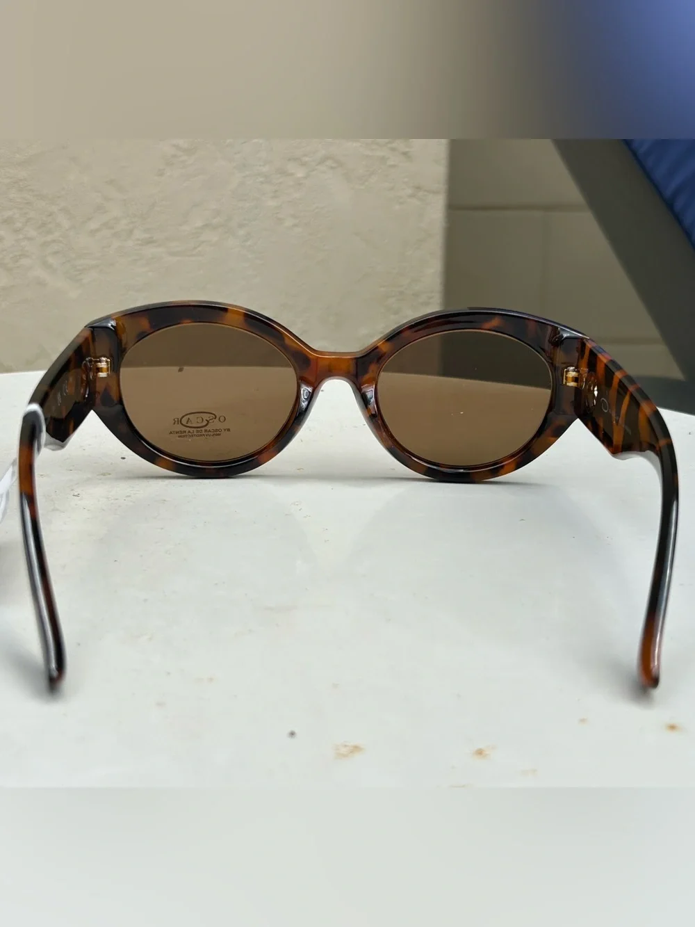 Oscar de la Renta Tortoiseshell Cat-Eye Sunglasses with Brown Lenses, NWT